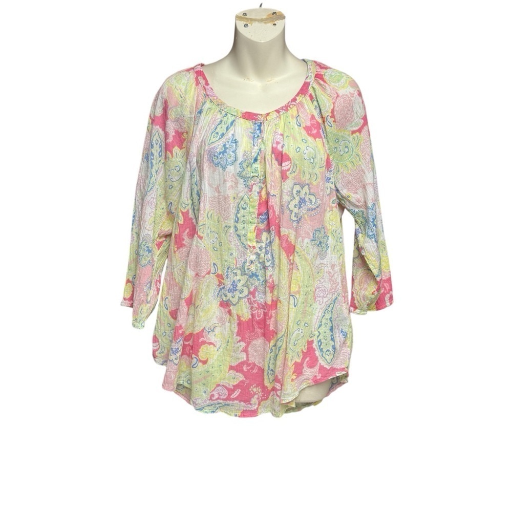 American Living size large Colorful Paisley Blouse 3/4 sleeves quarter button up